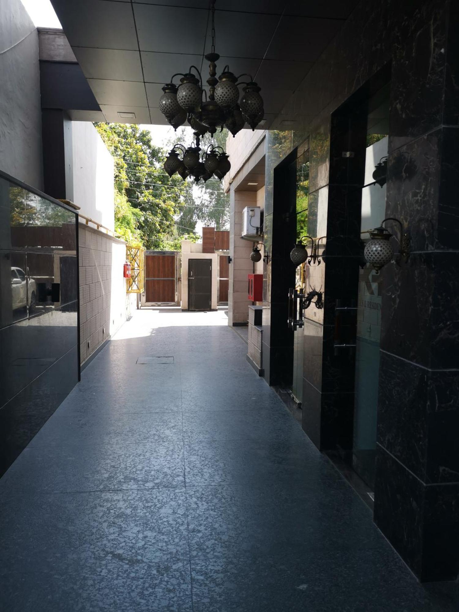 Hotel PK Residency Noida Exterior foto