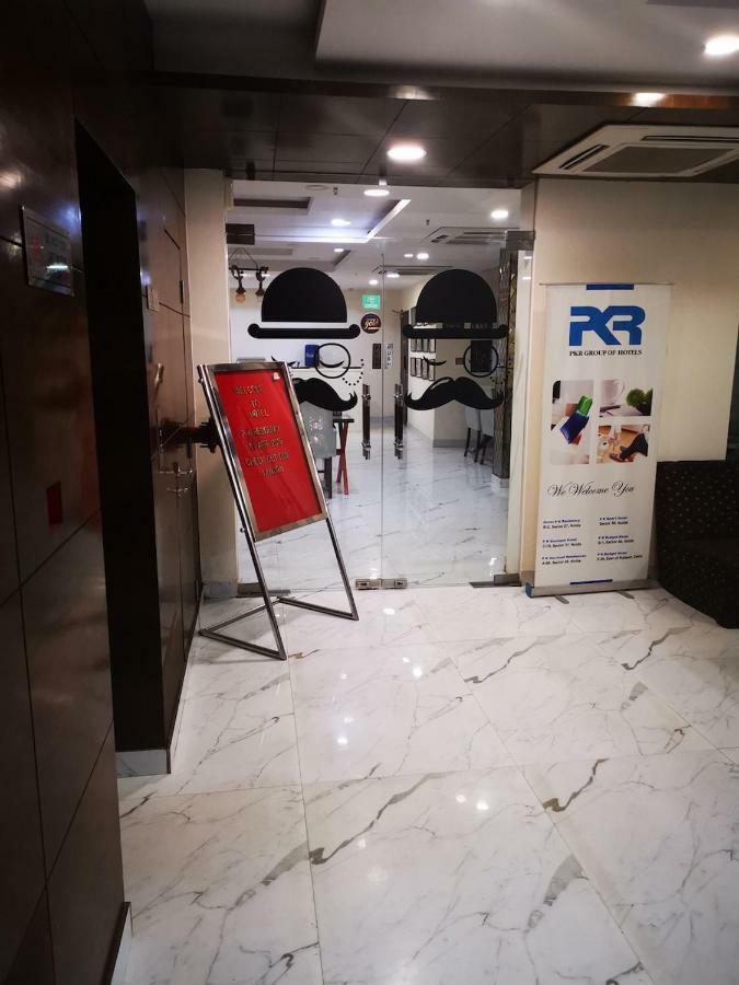 Hotel PK Residency Noida Exterior foto